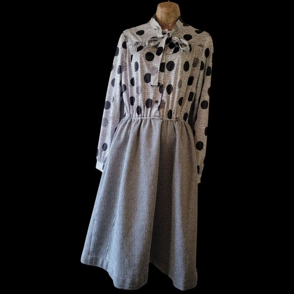 Vintage 80s 90s Black & Gray  Polka Dot Dress With Bow Collar & Elastic Waist - Picture 2 of 13